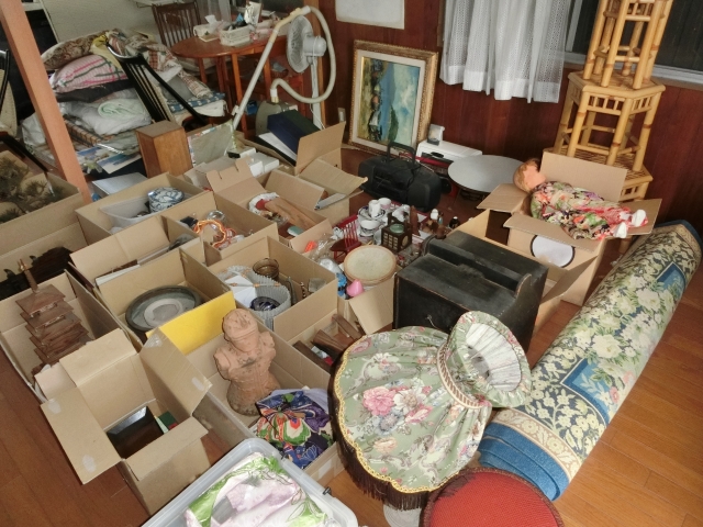 遺品整理のプロにお任せを！専門業者と地元業者の費用比較を徹底解説の外観